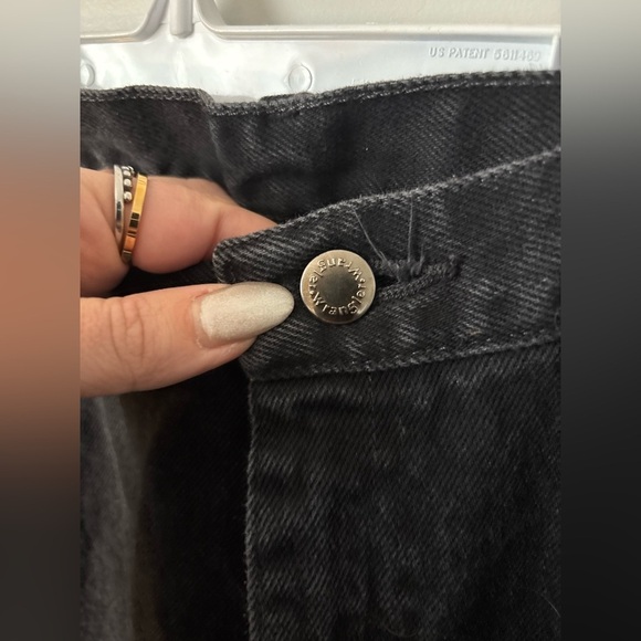 Wrangler | Relaxed Fit Black Jeans | Size 38x30 - Picture 3 of 7